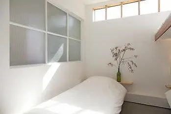 Hotel Ihouse Chinchin Seul 2*,  Corea del Sud